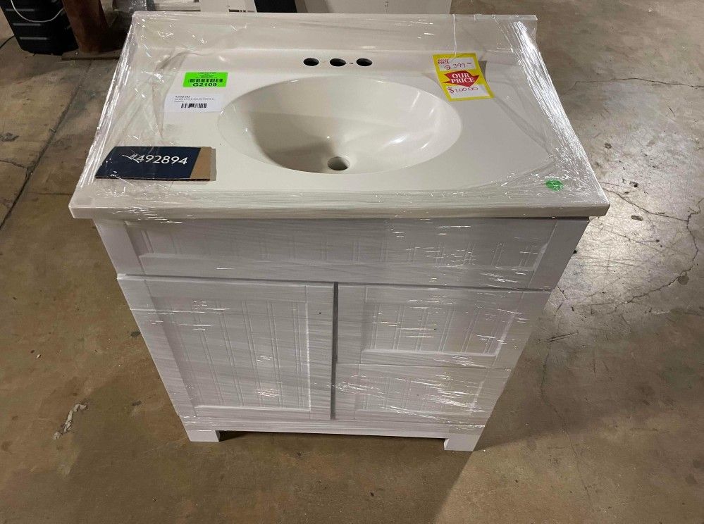 STYLE SELECTIONS 30-in Bathroom Vanity with Marble Top XHSA