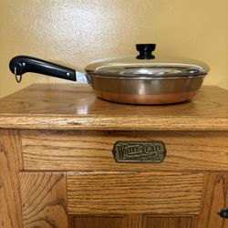 Vintage 10” Revere Ware Copper Bottom Skillet With Lid.    B