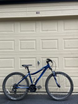Specialized Myka – 21-Speed Aluminum Hardtail Mountain Bike – Small 15” Frame Bicycle