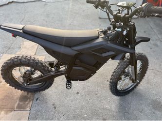 E dirt bike