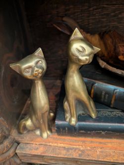 Vintage Mid Century Brass Cat Figurines - Set of 2