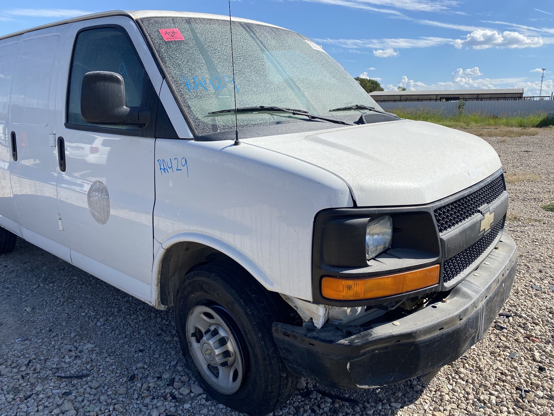 2013 Chevy express 2500 4.8L 6L90 for parts Vendo Partes van EXPRESS