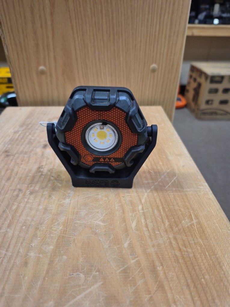 Matco Tools 1000 Lumen Magnetic Work Light MWLMFL02