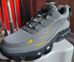 Work shoes