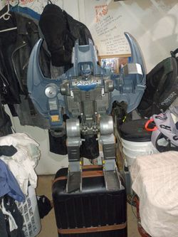 Batman transformer to plane