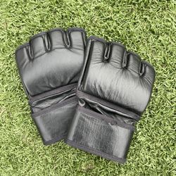 Leather MMA gloves 