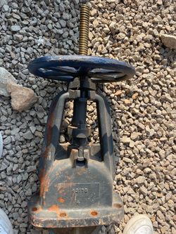 Vintage NIBCO F-617-O 4 in Class 125 Cast Iron Gate Valve, Manual Rising Stem 200 WOG