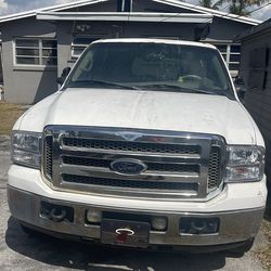 Ford excursion white