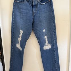 Levi’s Wedgie straight Jeans. Size 28