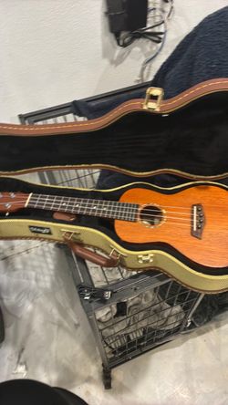 Islander kanilea Ukelele guitar with stagg case