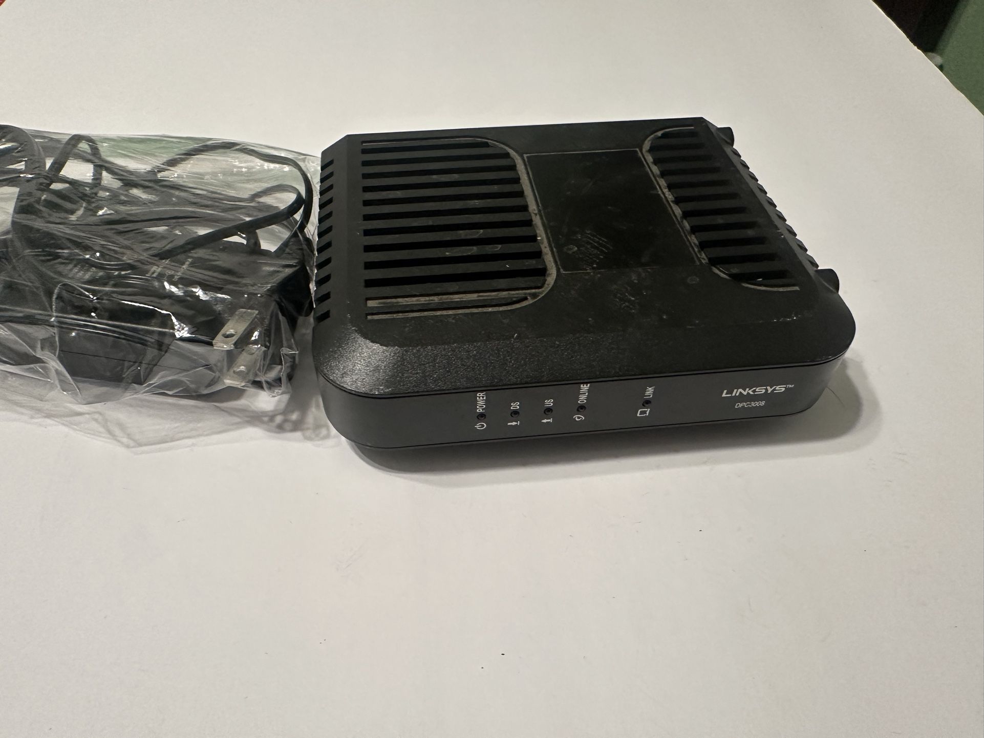 LynkSys DPC3008 Cable modem