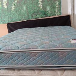 Queen Size Mattress (Colchón Queen Size)