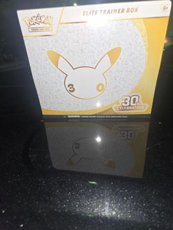 Pokémon TCG 30th Celebration Elite Trainer Box