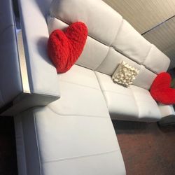 SECTIONAL GENUINE LEATHER DORADO FURNITURE.. DELIVERY SERVICE AVAILABLE 🚚⚡🚚