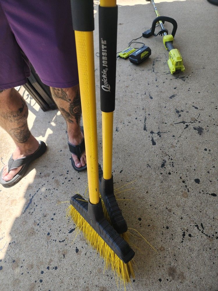Jobsite Broom