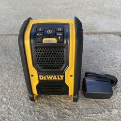 DEWALT 20V MAX Bluetooth Speaker
