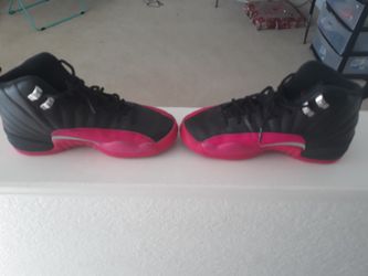 Jordan 12 youth size 5.5