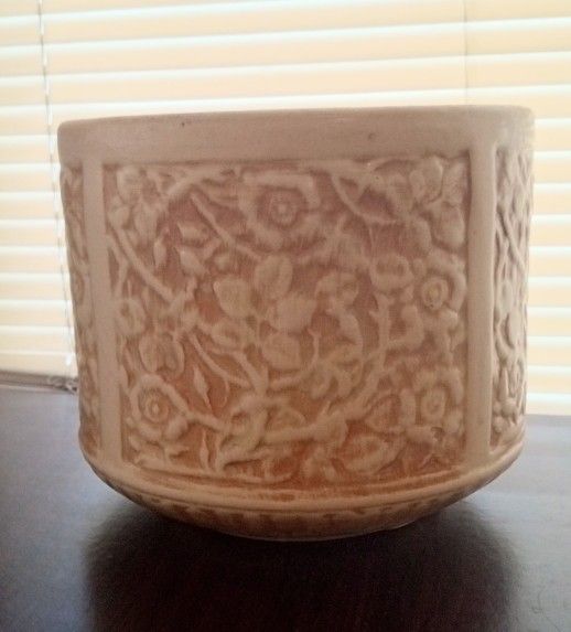 Weller Clinton Ivory Floral Footed Jardiniere / Planter