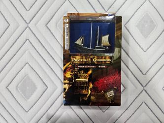 Disney Pirates Of The Caribbean Pocketmodel Game