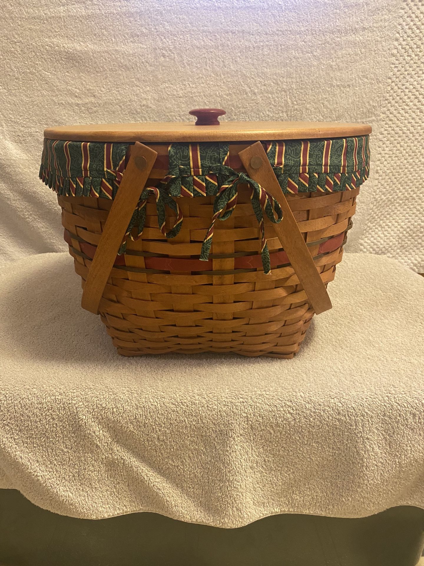 1994 Longaberger Basket Holiday Hostess Red Sleigh Bell...