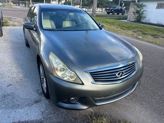 2011 INFINITI G25