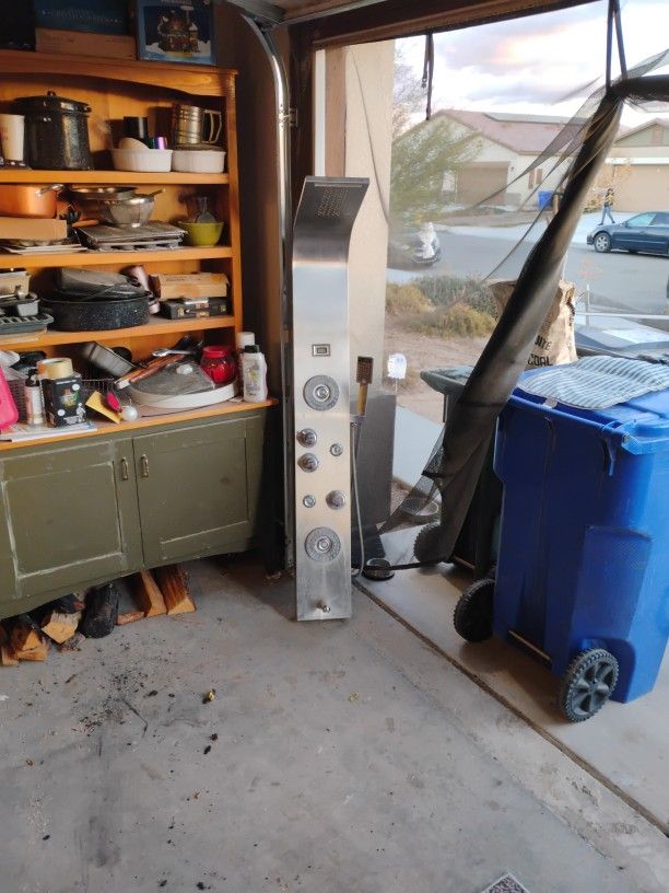 10 Head shower tower