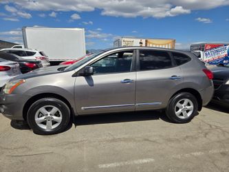 2013 Nissan Rogue S 4dr Crossover