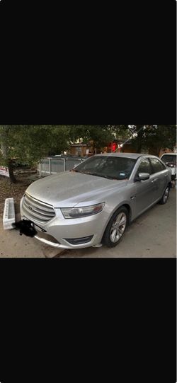2014 Ford Taurus