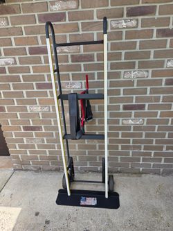Milwaukee 800 lb appliance dolly / hand truck
