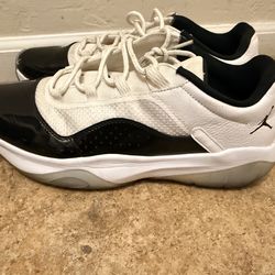 Men’s Shoes Size 13
