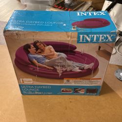 75x20in Ultra Daybed Lounge
