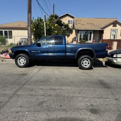 2002 Dodge Dakota
