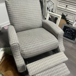 Recliner