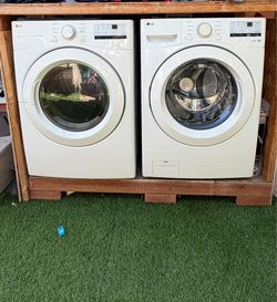 LG Washer and dryer set