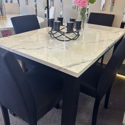 5pc Dining Room Table Set 