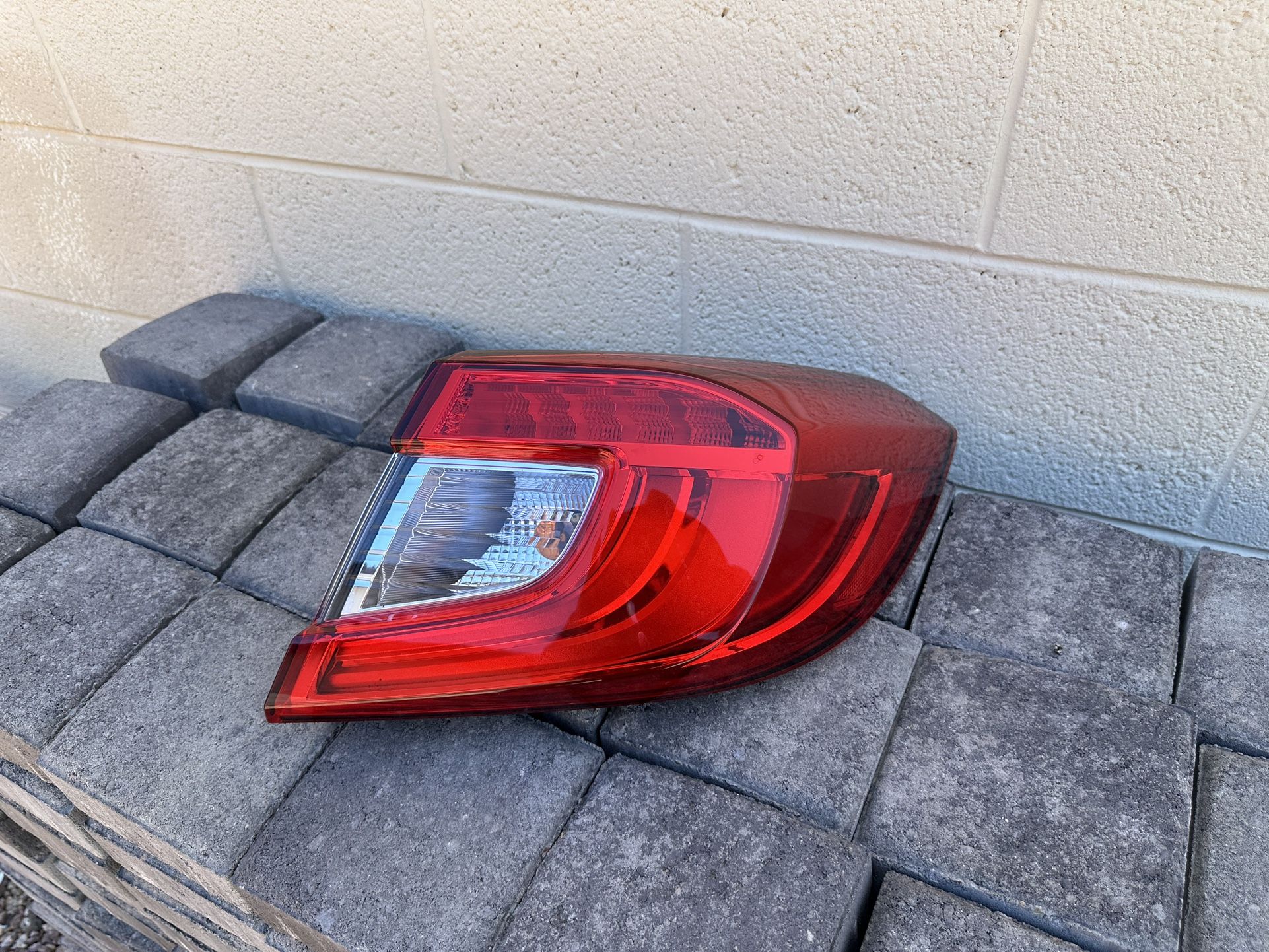 Honda Accord Tail Light 2018-2022, Honda Accord Tailight, OEM ORIGINAL HONDA PART, Passenger Side Rear Light