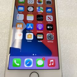 iPhone 7 factory unlocked to any carrier 32 GB good condition