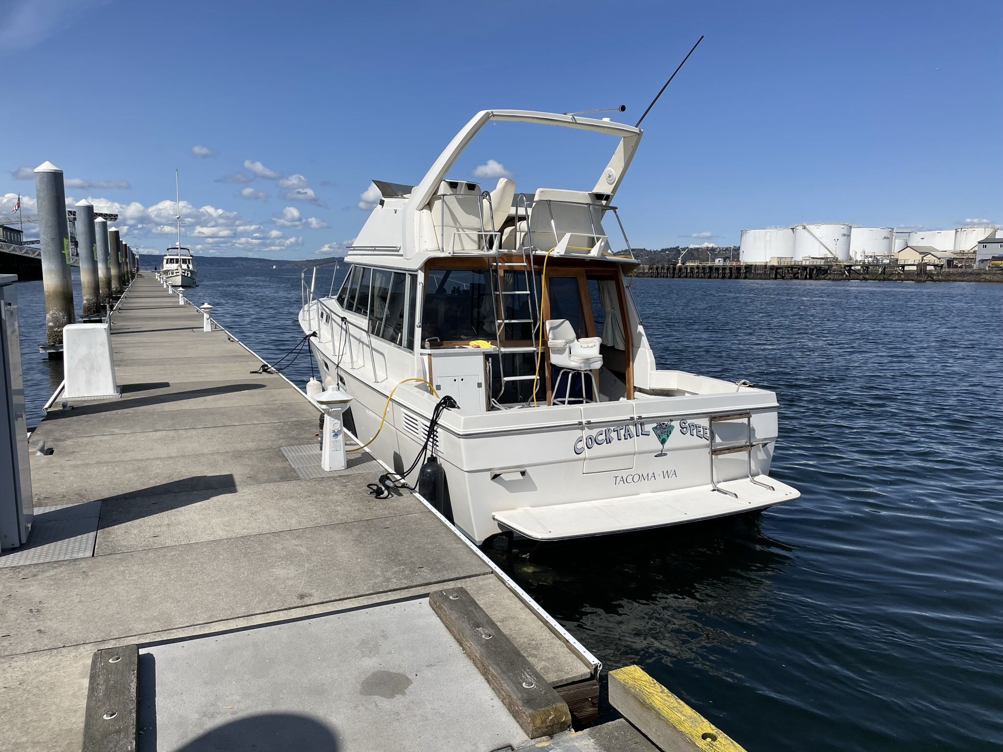 1989 Bayliner Motor Yacht