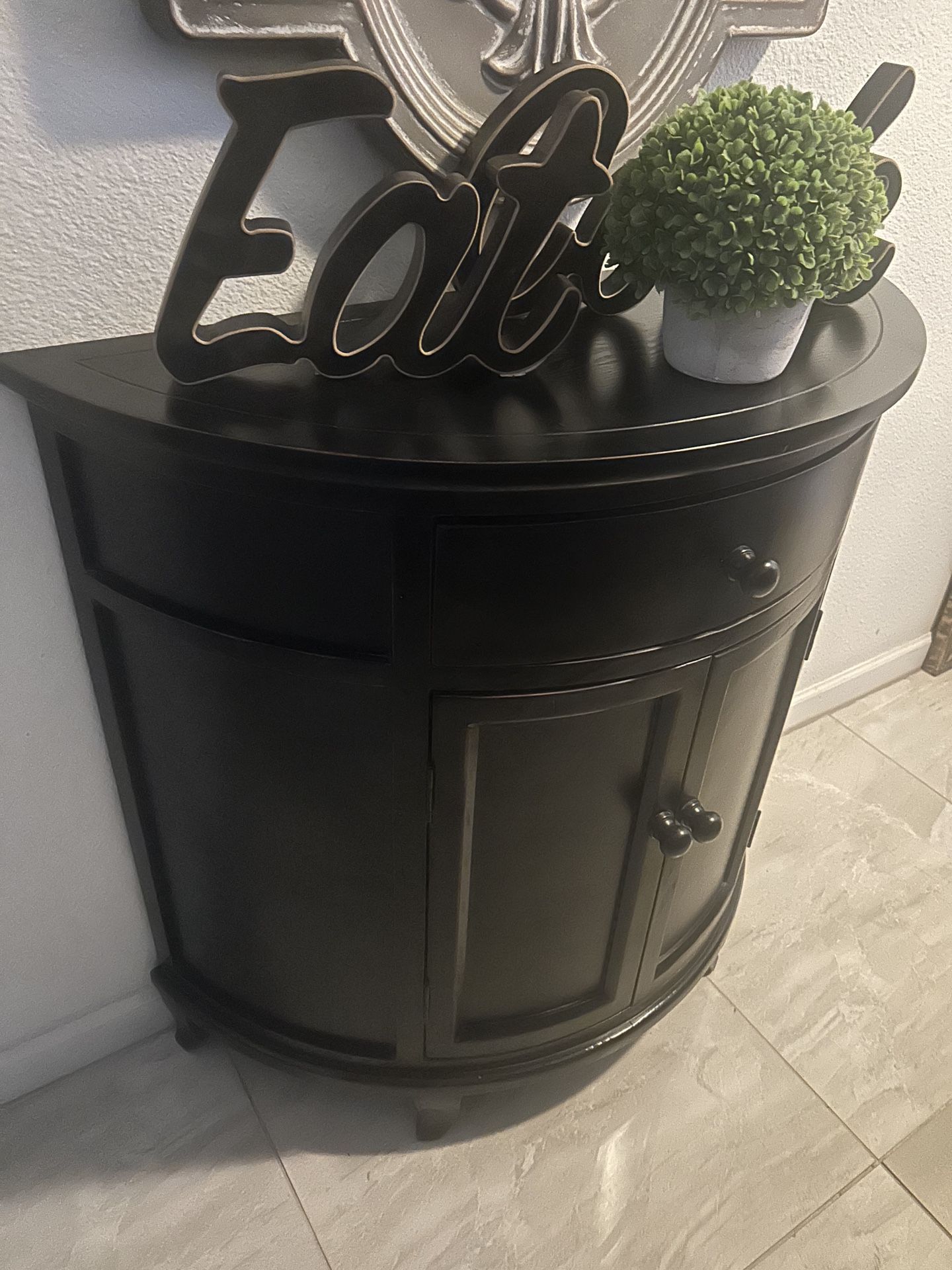 Beautiful Entry Table