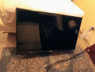 Silo HDTV 32', like-new, Model ****