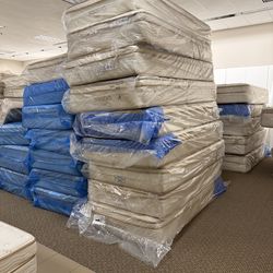 85% OFF Saatva Classic Twin size