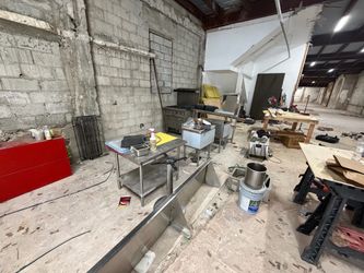 Free metal kitchen equipment