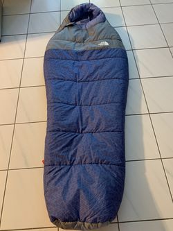 The North Face, sleeping bag, one time used. Youth size regular, 20 ‘F and -7’ C.