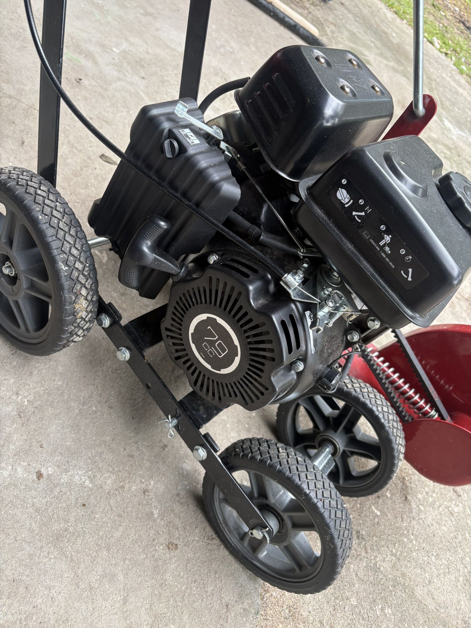 Toro 79cc Edger