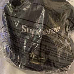 BRAND NEW SUPREME/NEW ERA “EARFLAP BOX LOGO BLACK” FITTED FOR SALE!!! SIZE 7/14 $80