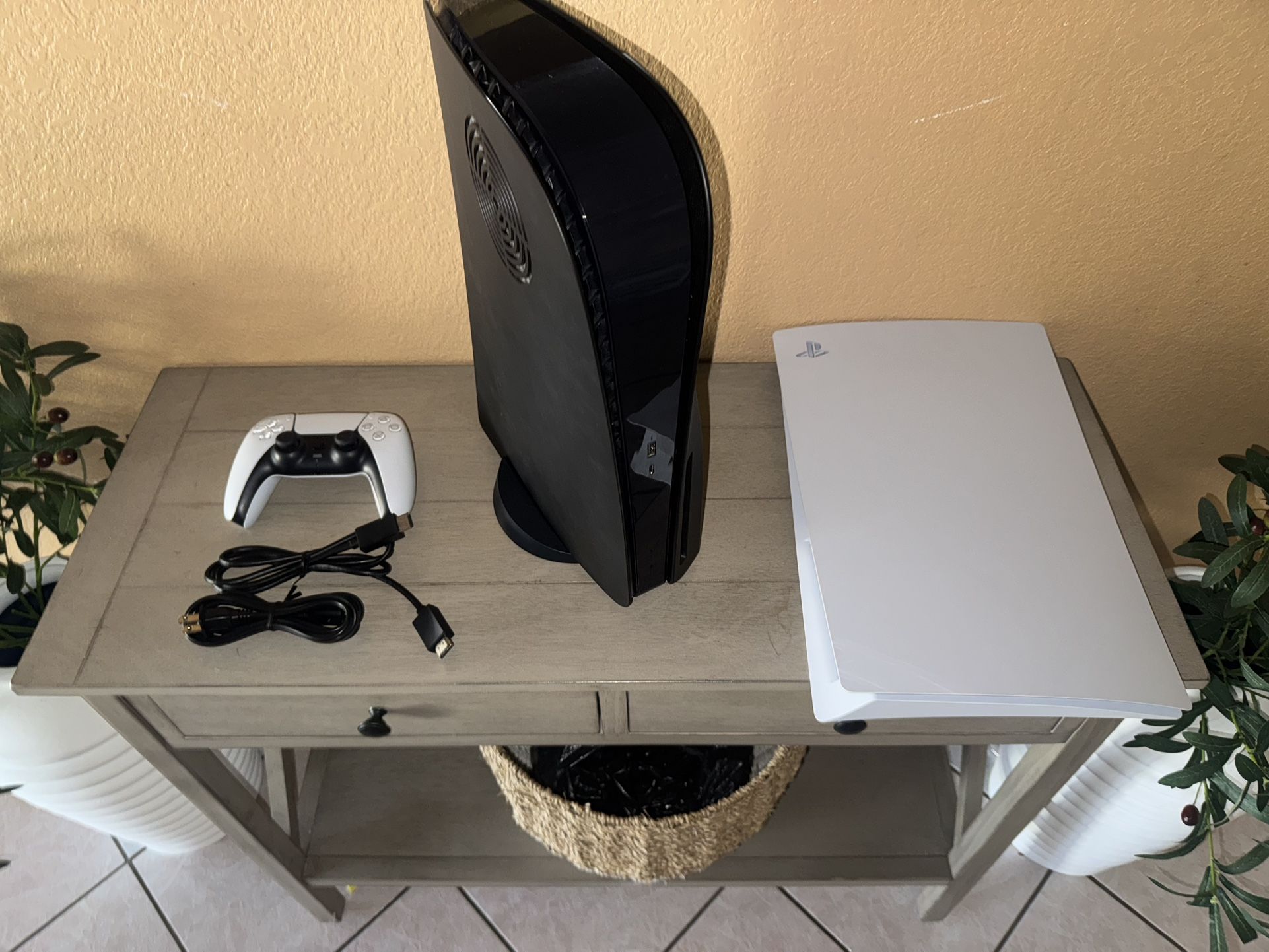 PlayStation 5 Disc Edition Bundle â 1 Controller + Cables + Extra Side Covers