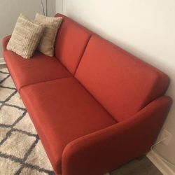 Red Futon