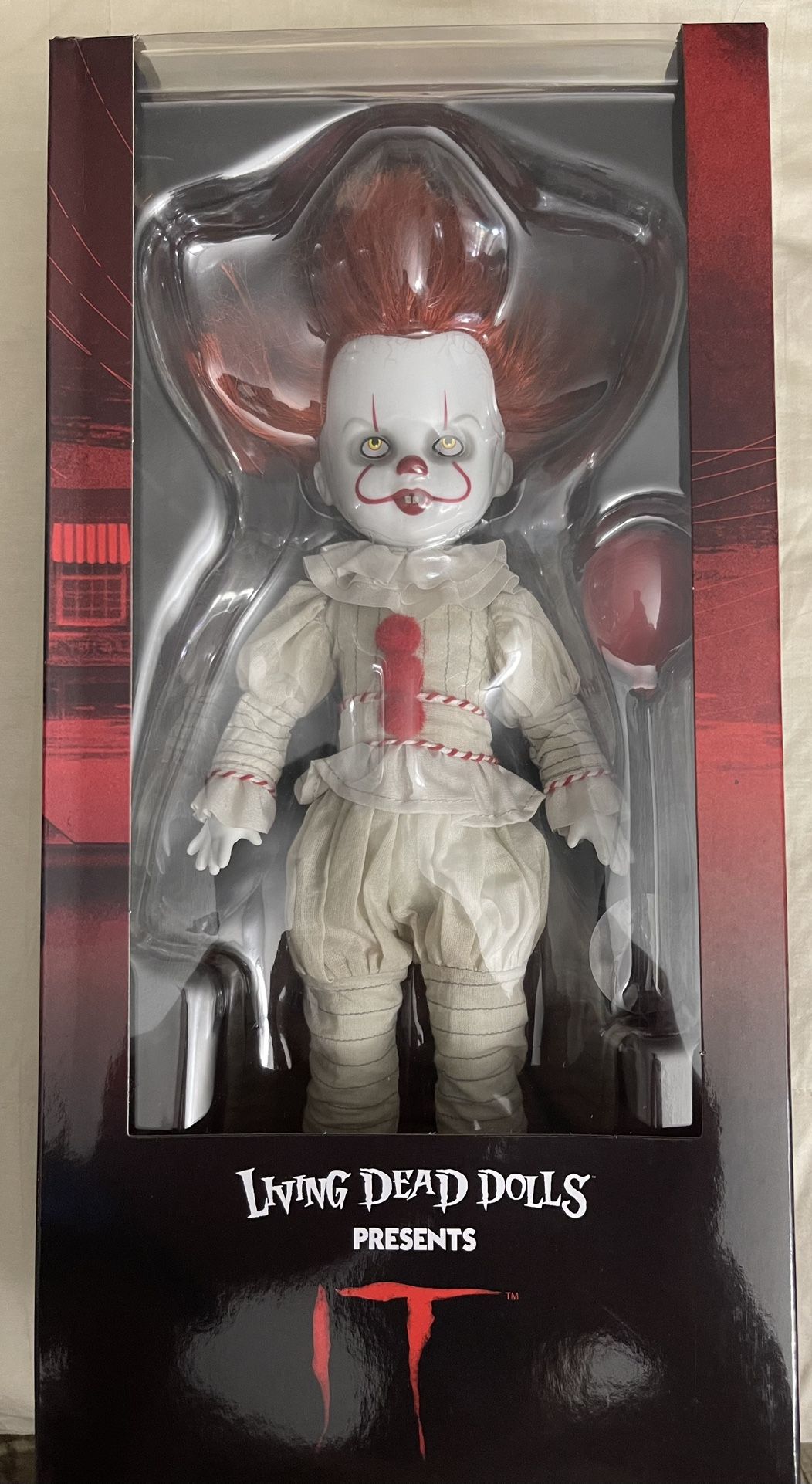 Mezco Toyz IT (2017) Living Dead Dolls Pennywise Action Figure