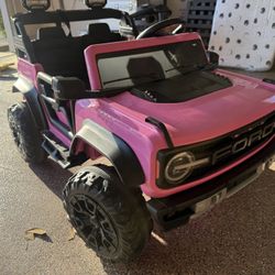 Ford Bronco Kids Ride On Car 24v