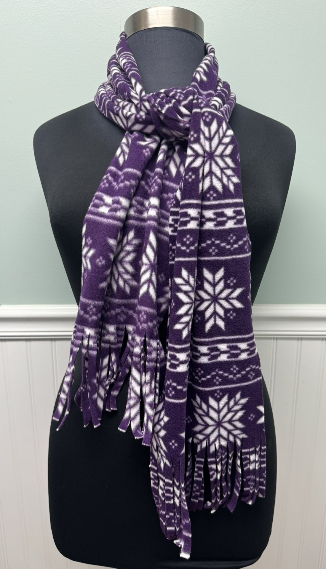 NEW Old Navy Purple Fringe Scarf With White Snowflakes One Size